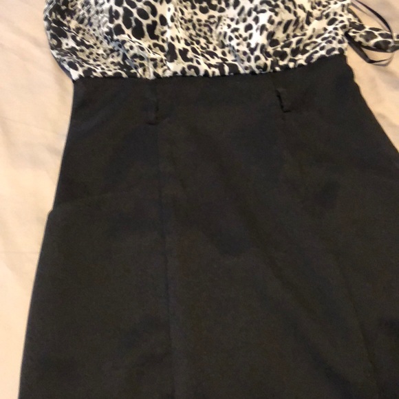 EUC Alyn Paige sophisticated work to evening dress. - Picture 4 of 6